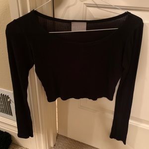 Cropped black long-sleeve shirt